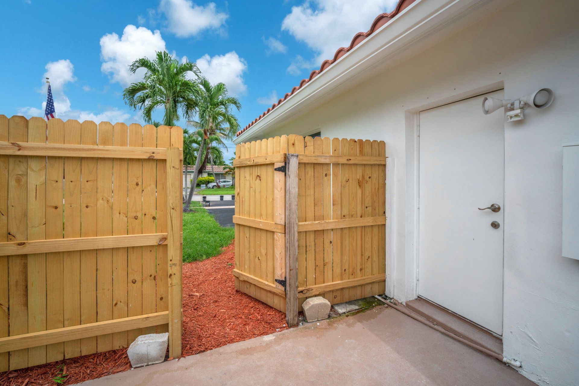 4872 NW 6th Court, Plantation, FL 33317 Photo
