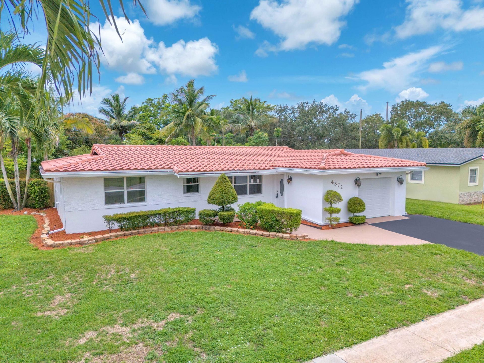4872 NW 6th Court, Plantation, FL 33317 Photo