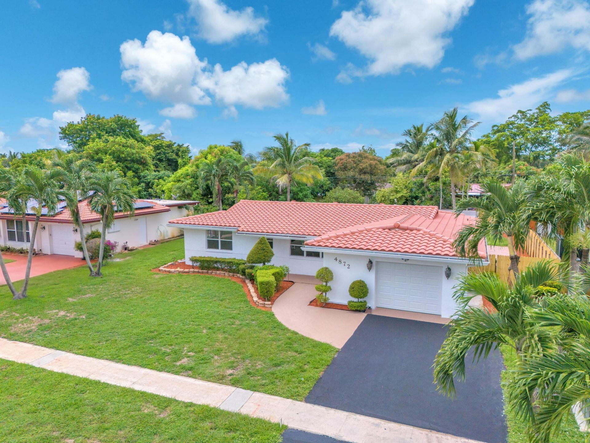 4872 NW 6th Court, Plantation, FL 33317 Photo