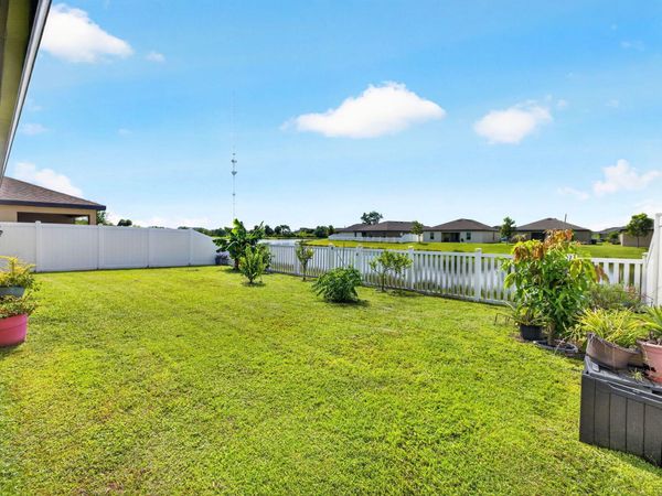 5521 Fantasy Drive, Fort Pierce, FL 34947