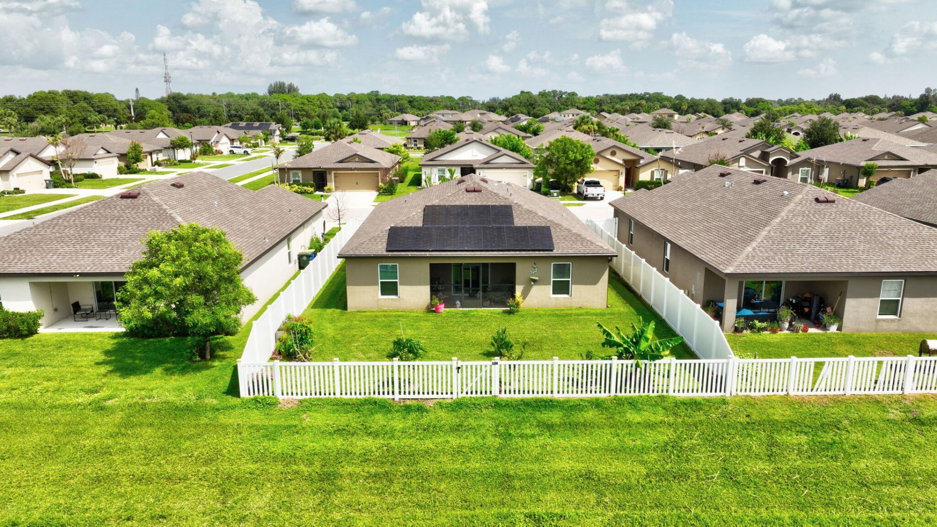 5521 Fantasy Drive, Fort Pierce, FL 34947 Photo