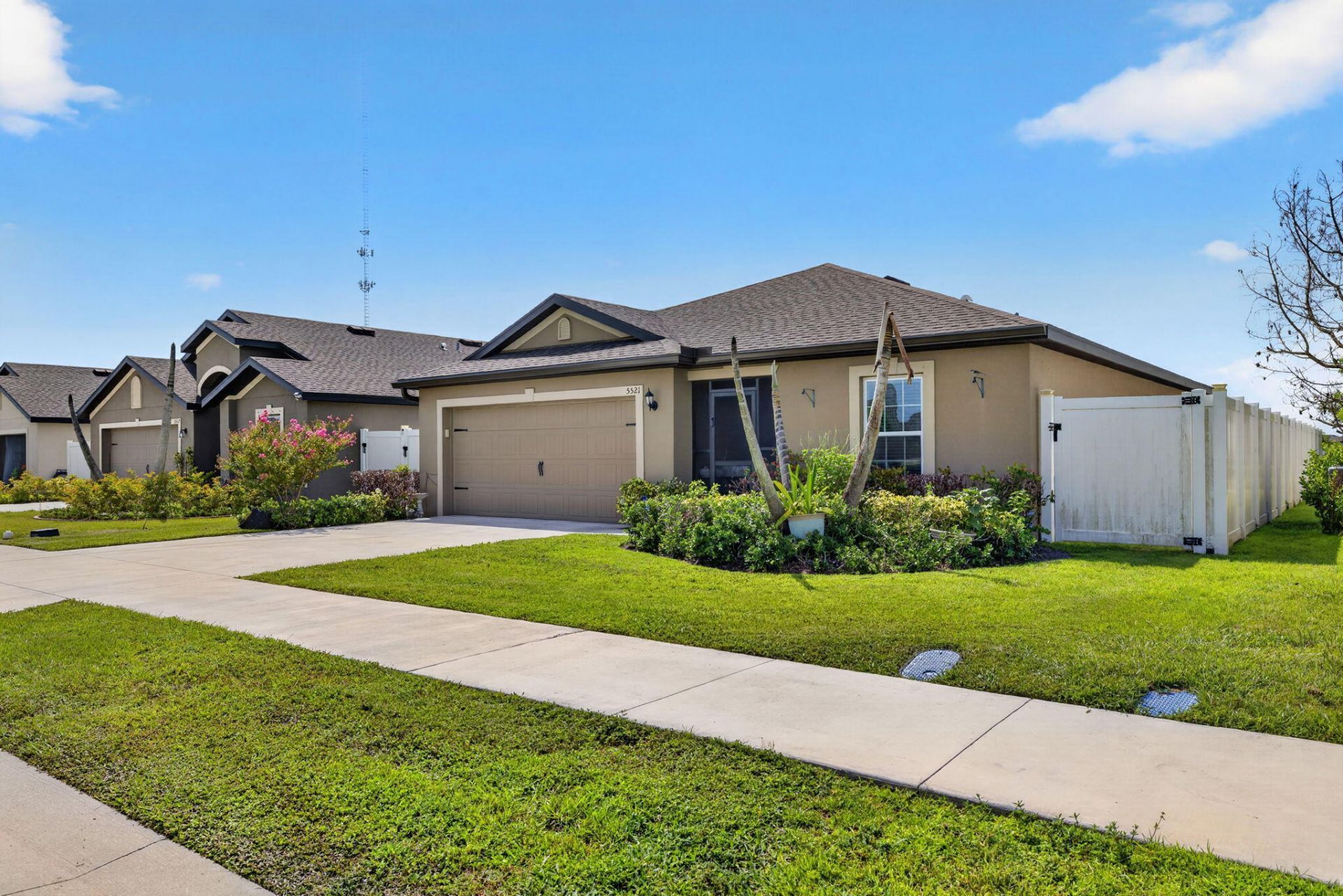 5521 Fantasy Drive, Fort Pierce, FL 34947 Photo
