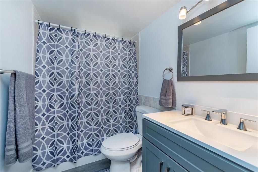 1101 NE 191st Street, Unit H301, Miami, FL 33179 Photo