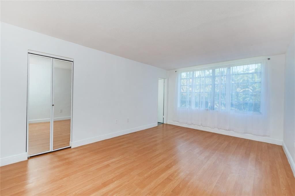1101 NE 191st Street, Unit H301, Miami, FL 33179 Photo