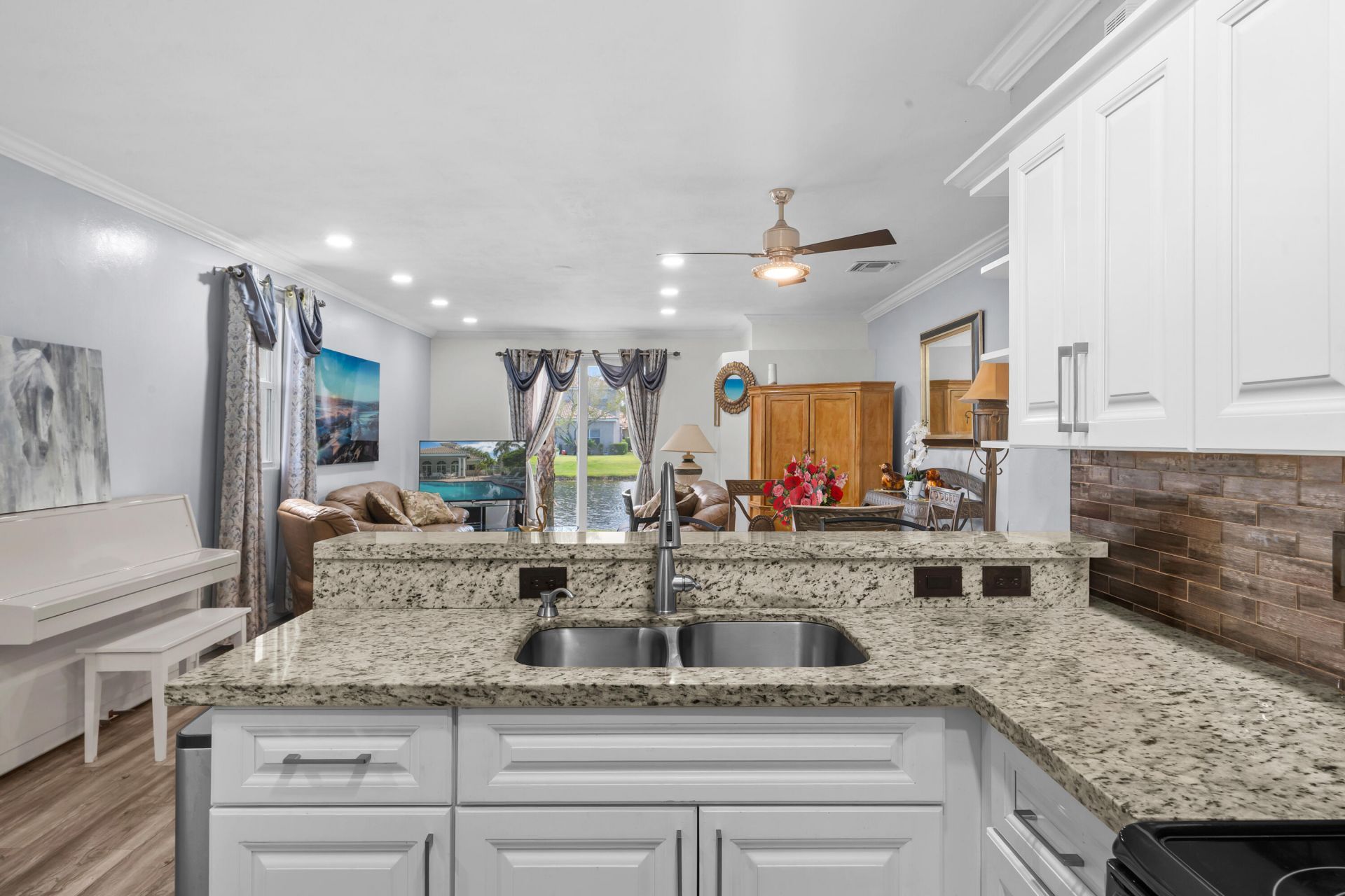 4859 NW 58th Manor, Coconut Creek, FL 33073 Photo