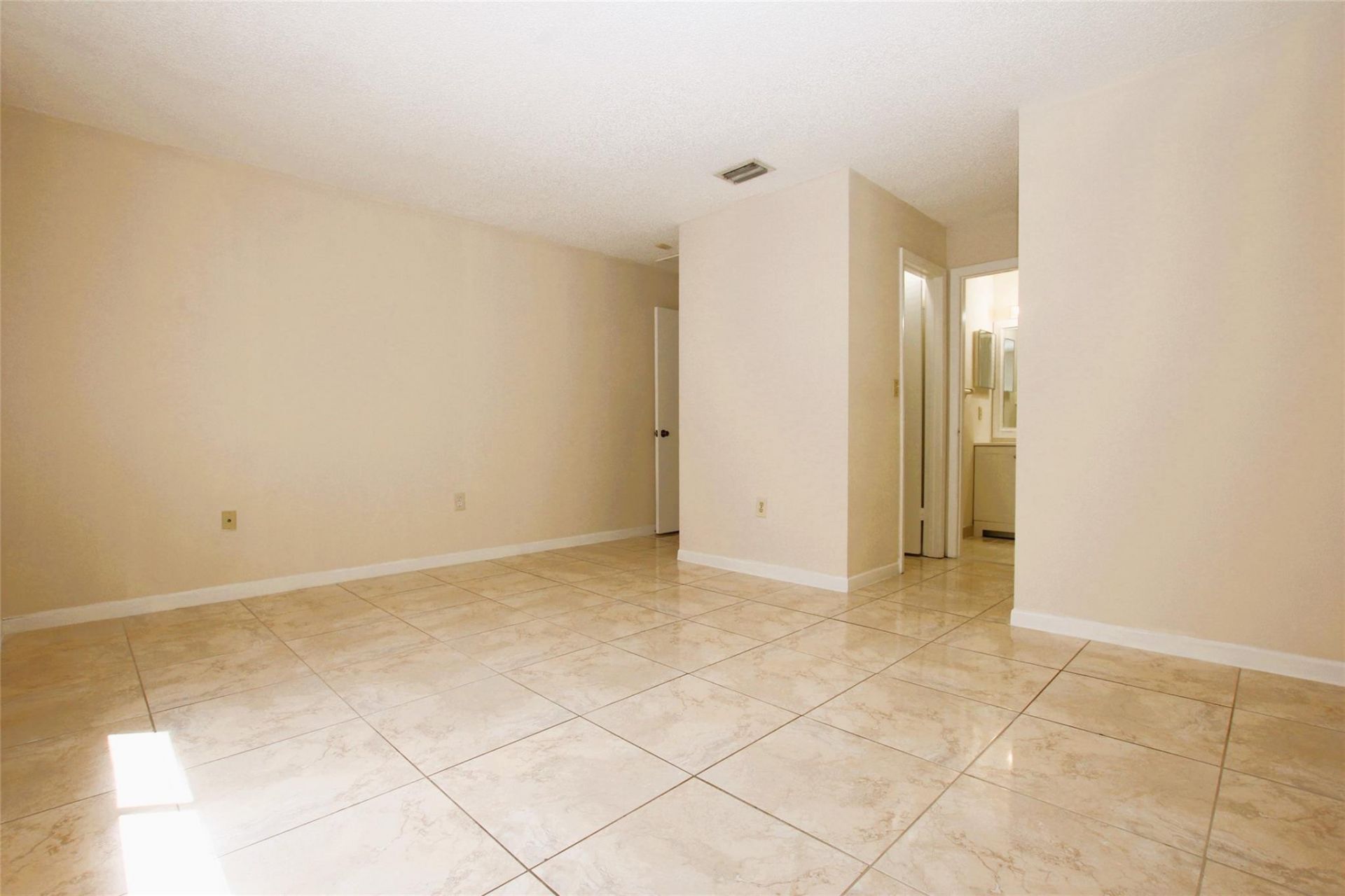 5200 NW 31st Avenue, Unit 98, Fort Lauderdale, FL 33309 Photo