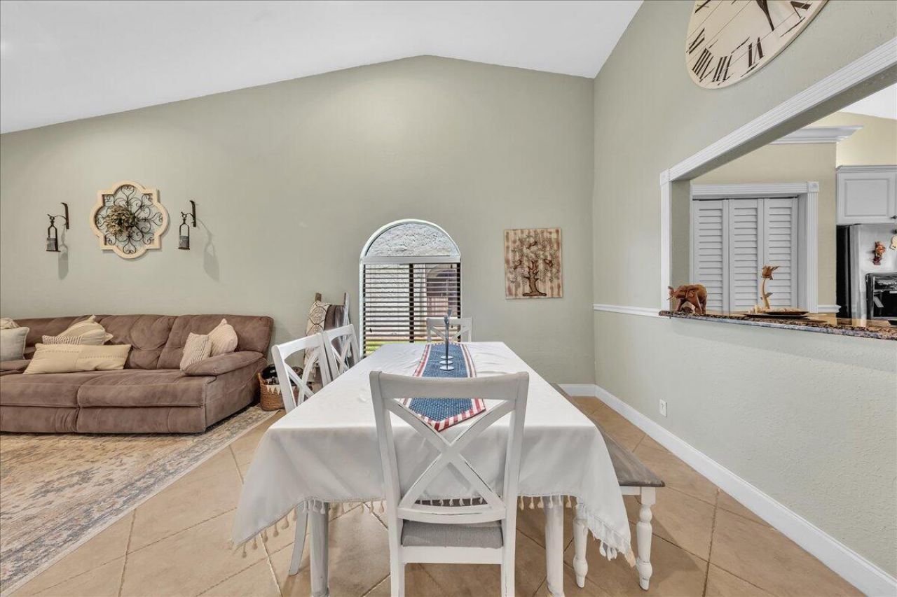 10003 NW 83rd Street, Unit 4, Tamarac, FL 33321 Photo