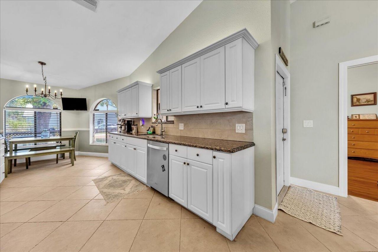 10003 NW 83rd Street, Unit 4, Tamarac, FL 33321 Photo