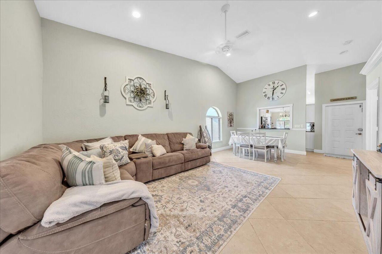 10003 NW 83rd Street, Unit 4, Tamarac, FL 33321 Photo