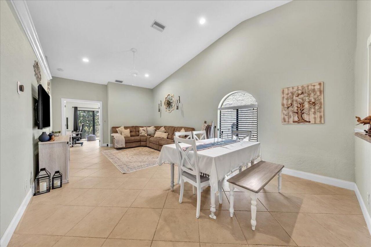 10003 NW 83rd Street, Unit 4, Tamarac, FL 33321 Photo
