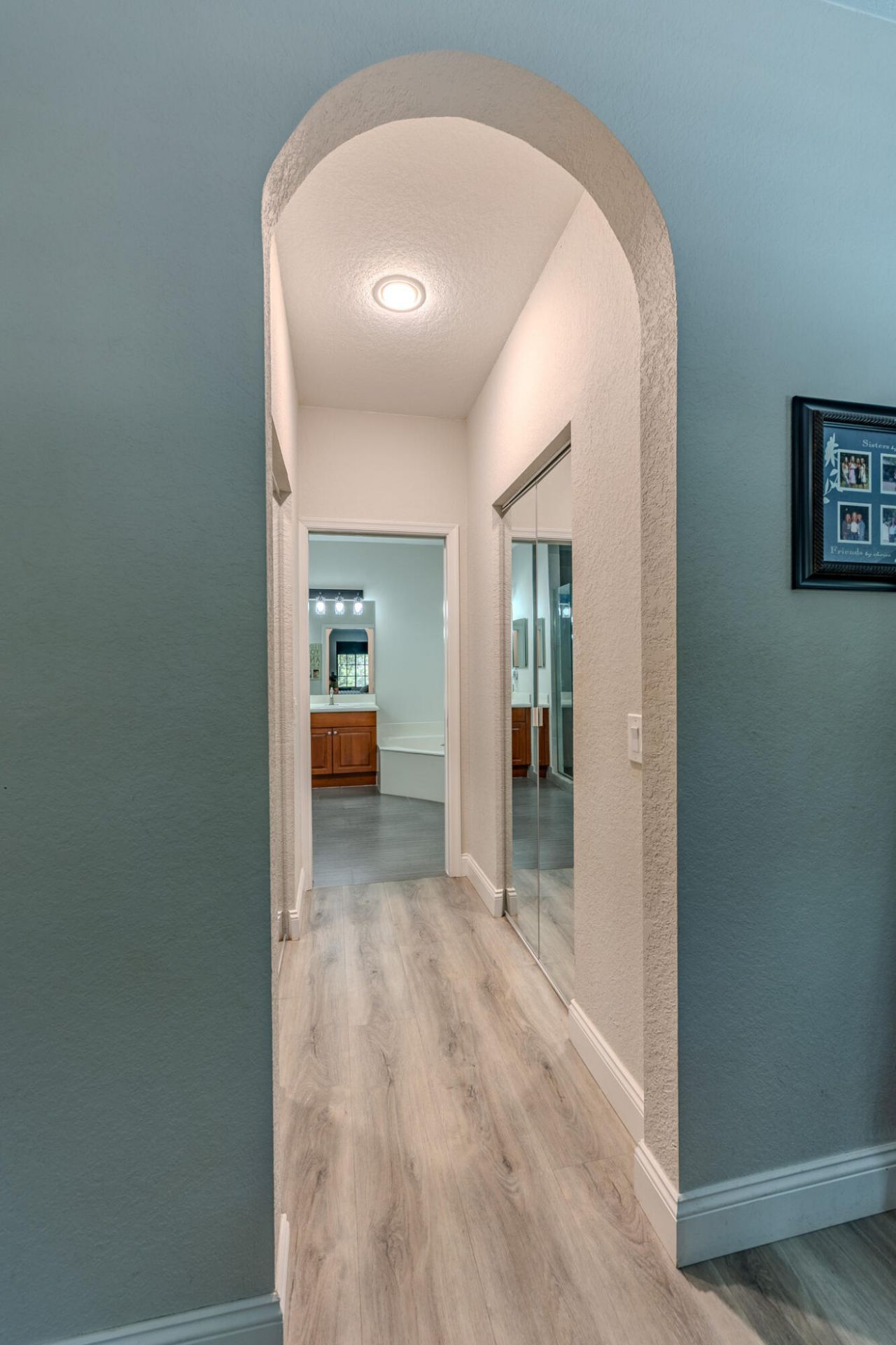 1639 Passion Vine Circle, Unit 16-4, Weston, FL 33326 Photo
