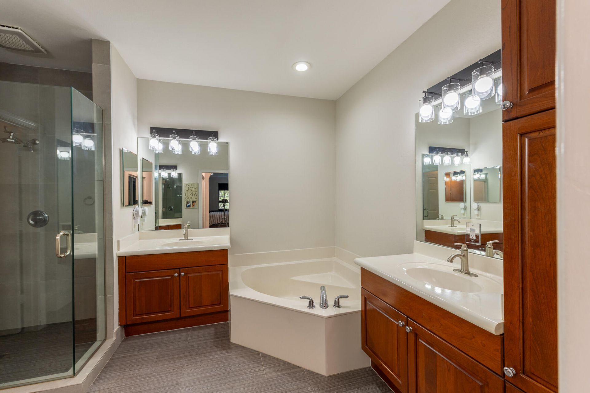 1639 Passion Vine Circle, Unit 16-4, Weston, FL 33326 Photo