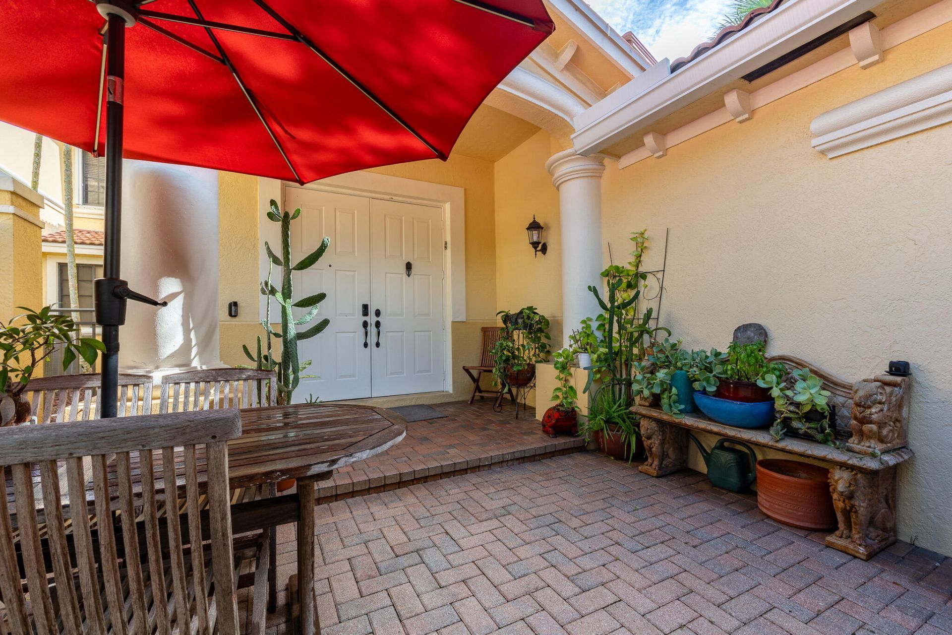 1639 Passion Vine Circle, Unit 16-4, Weston, FL 33326 Photo