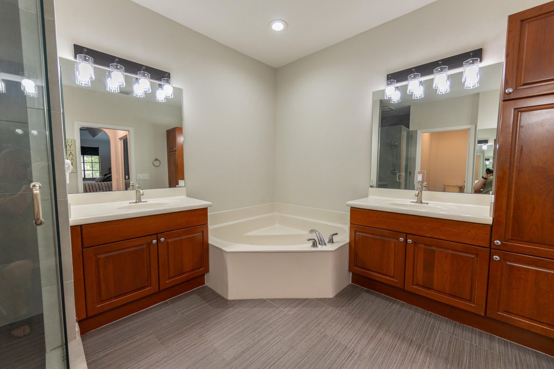 1639 Passion Vine Circle, Unit 16-4, Weston, FL 33326 Photo