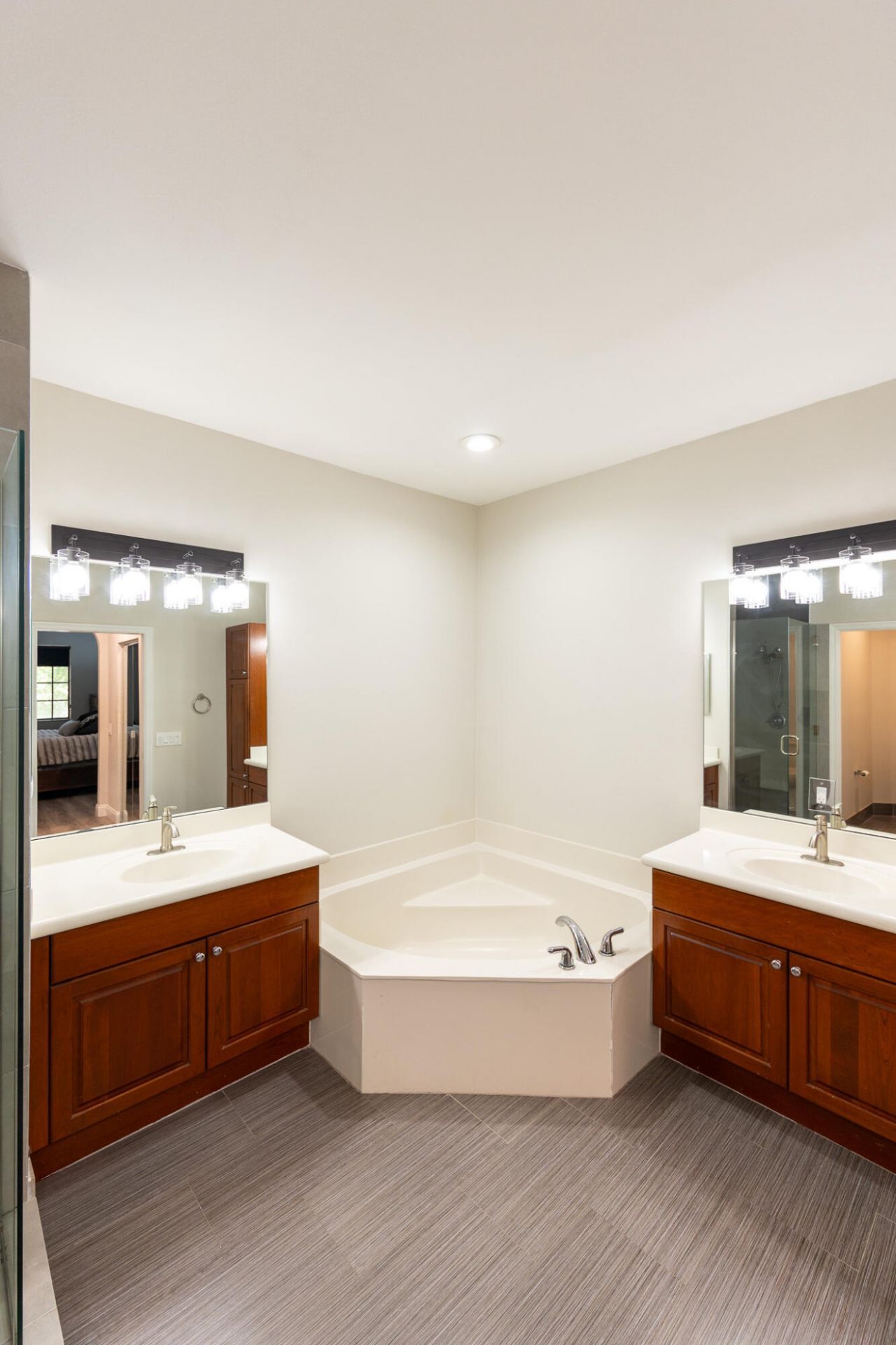 1639 Passion Vine Circle, Unit 16-4, Weston, FL 33326 Photo