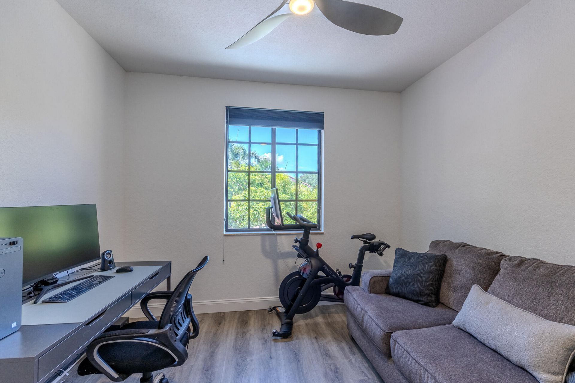 1639 Passion Vine Circle, Unit 16-4, Weston, FL 33326 Photo