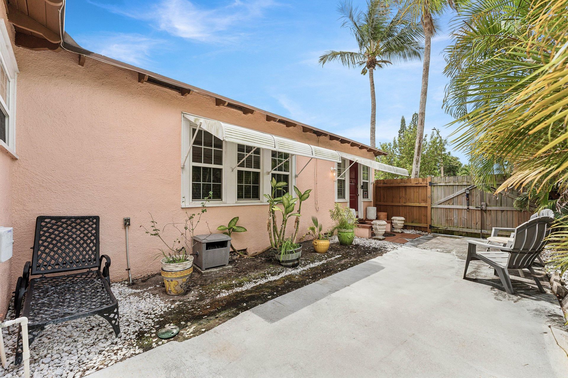 427 58th Street, West Palm Beach, FL 33407 Photo