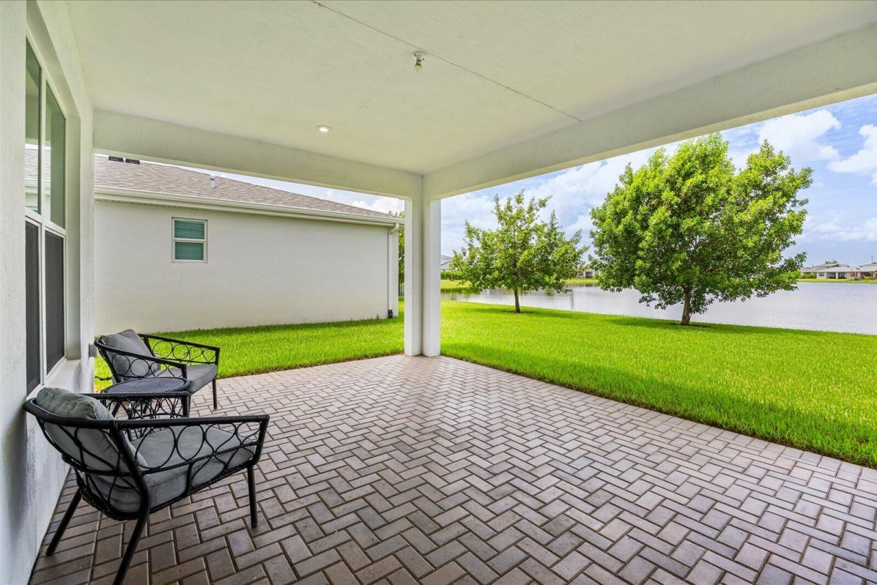 10704 SW Estella Lane, Port Saint Lucie, FL 34987 Photo