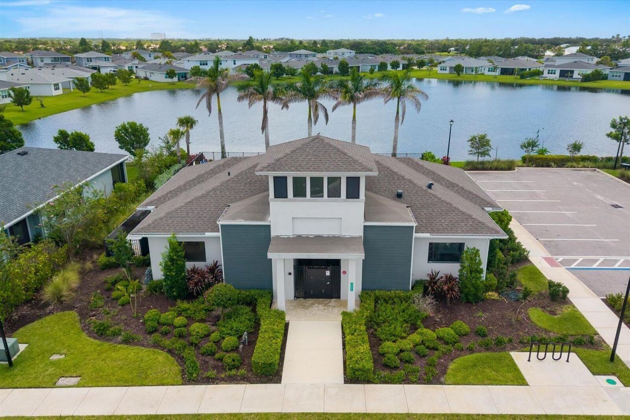 10704 SW Estella Lane, Port Saint Lucie, FL 34987 Photo