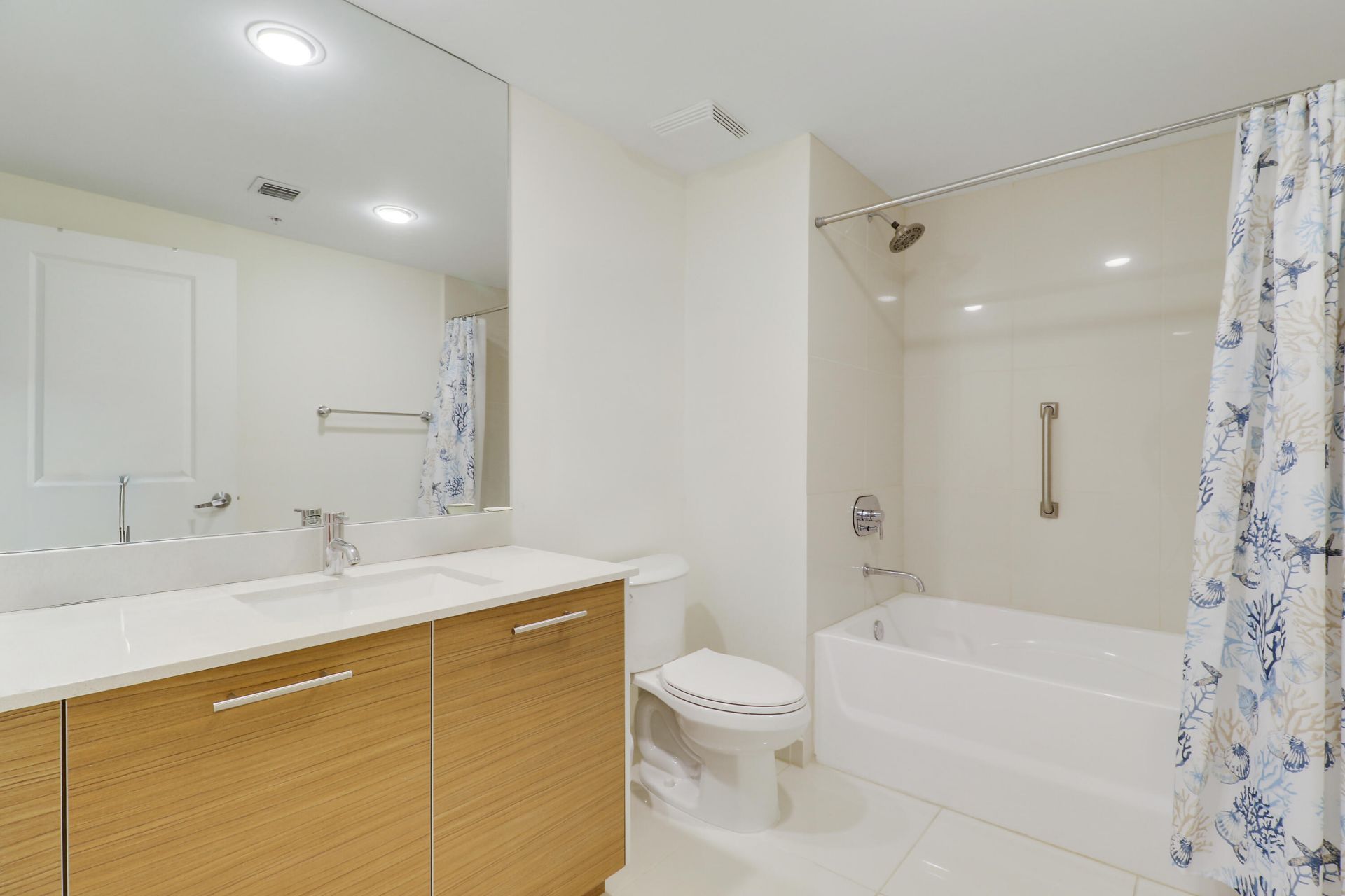480 Hibiscus Street, Unit 821, West Palm Beach, FL 33401 Photo