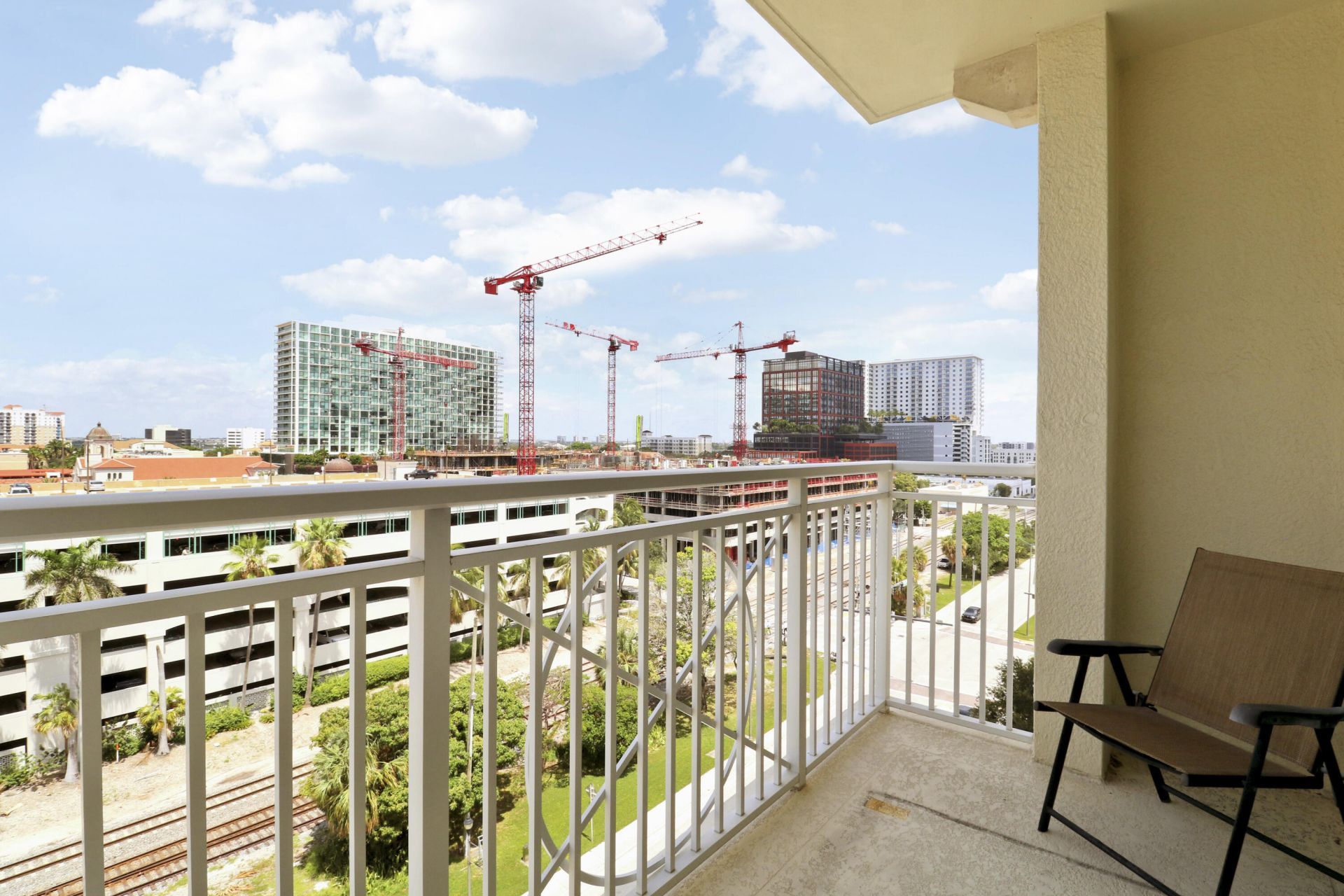 480 Hibiscus Street, Unit 821, West Palm Beach, FL 33401 Photo
