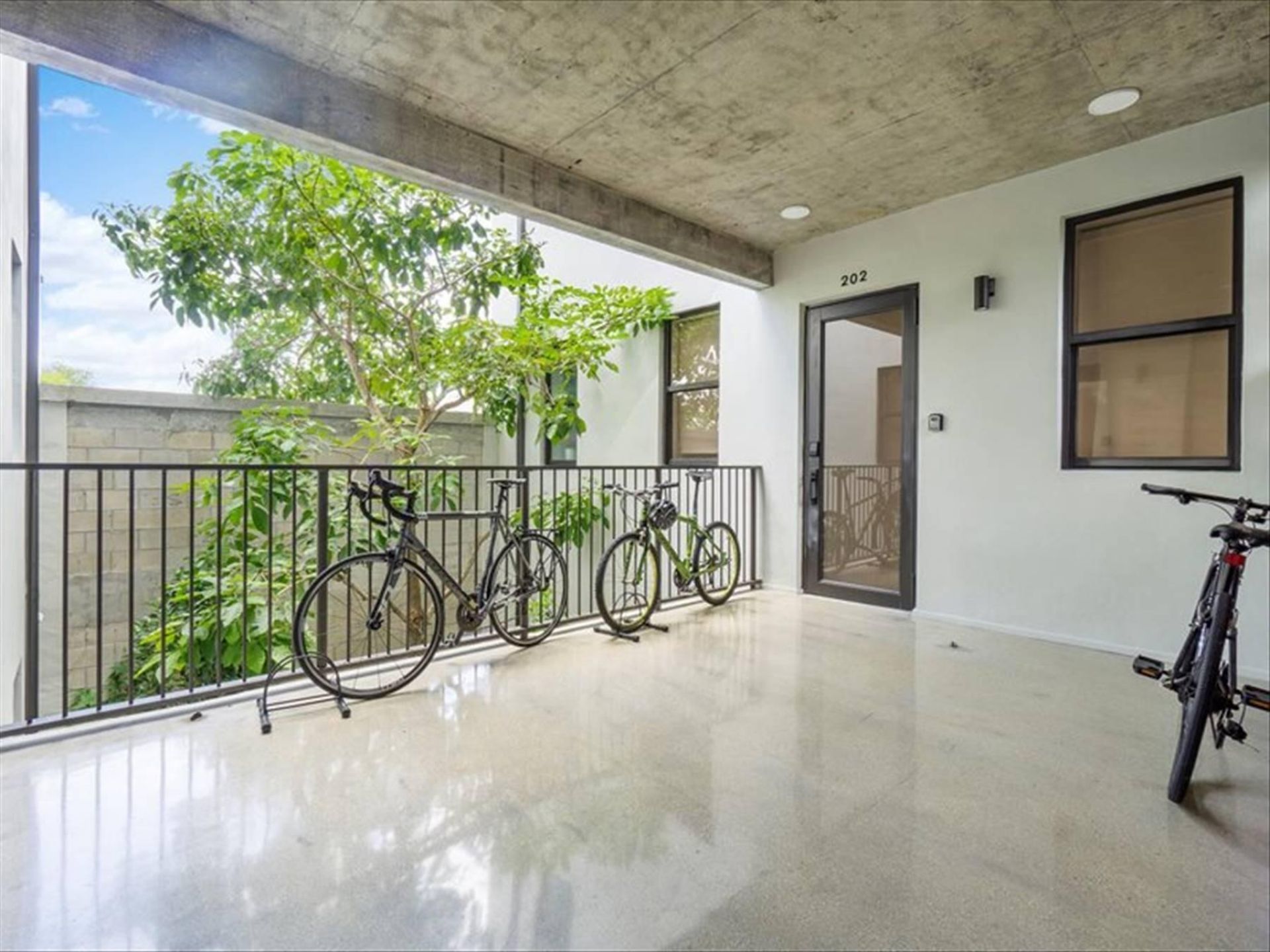 1053 NW 29th Street, Unit Casa Flamb, Miami, FL 33127 Photo
