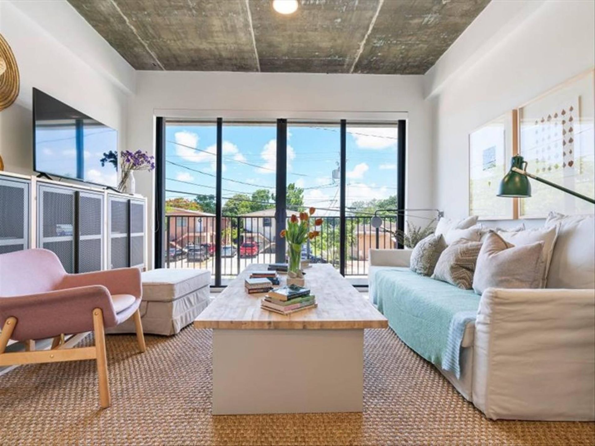 1053 NW 29th Street, Unit Casa Flamb, Miami, FL 33127 Photo