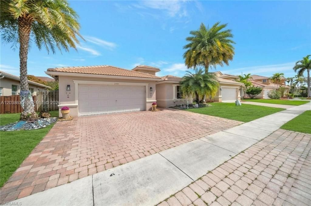 1531 SW 194th Ter , Pembroke Pines, FL 33029 Photo