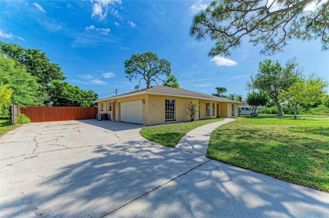 4404 18th Avenue W, Bradenton, FL 34209 Photo