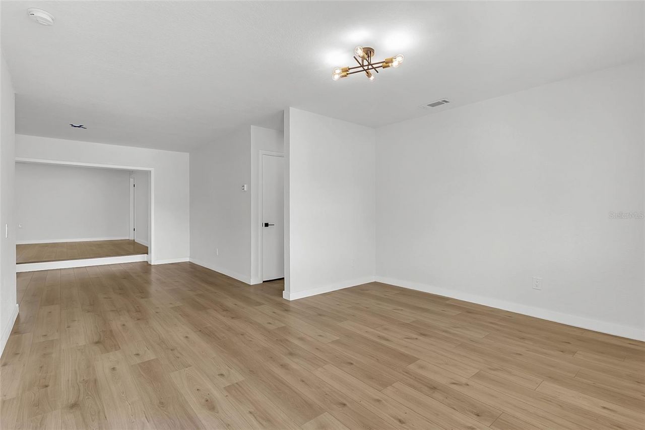 1825 Aaron Avenue, Orlando, FL 32811 Photo
