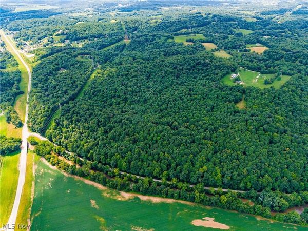 Hill Road , Dresden, OH 43821