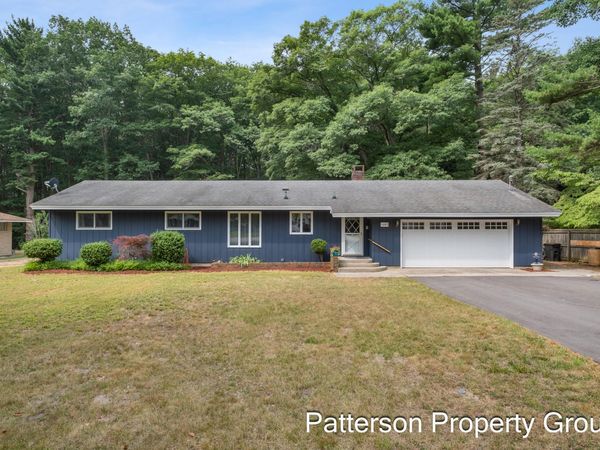 5087 Lake Harbor Road, Norton Shores, MI 49441