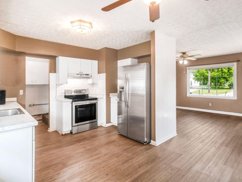 4595 Annhurst Road, Columbus, OH 43228 Photo 12