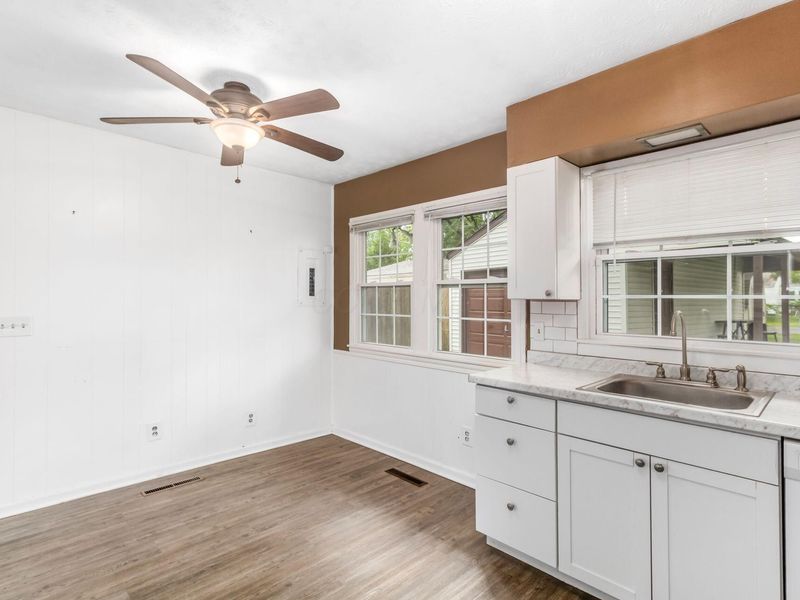 4595 Annhurst Road, Columbus, OH 43228 Photo 15