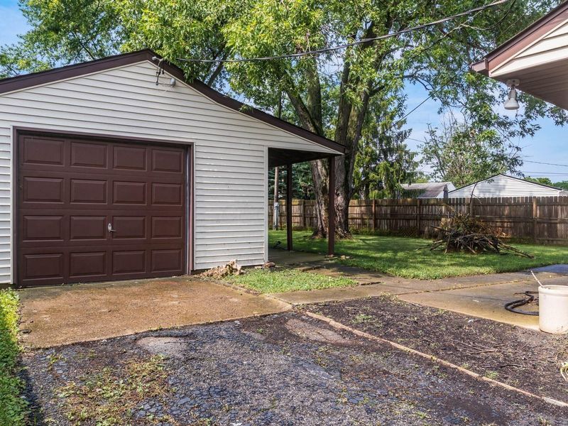 4595 Annhurst Road, Columbus, OH 43228 Photo 24