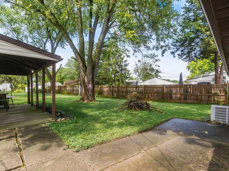 4595 Annhurst Road, Columbus, OH 43228 Photo 25