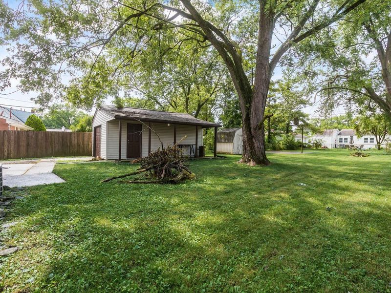 4595 Annhurst Road, Columbus, OH 43228 Photo 26