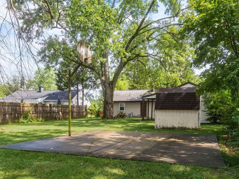 4595 Annhurst Road, Columbus, OH 43228 Photo 30
