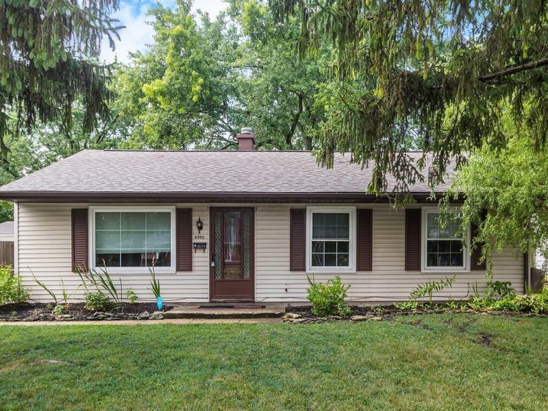 4595 Annhurst Road, Columbus, OH 43228 Photo 4