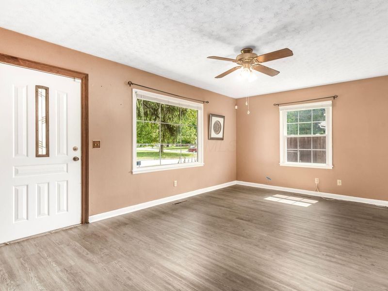 4595 Annhurst Road, Columbus, OH 43228 Photo 9
