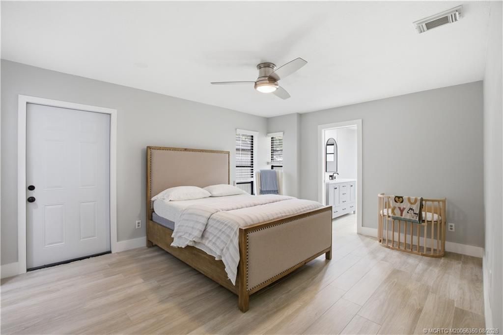 822 SE Cavern Avenue, Port Saint Lucie, FL 34983 Photo