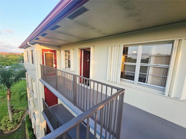 13250 SW 7th Ct, Unit 402L, Pembroke Pines, FL 33027