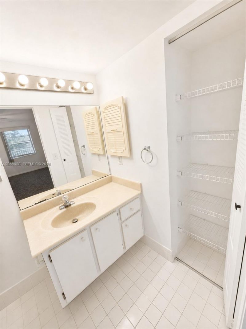 13250 SW 7th Ct, Unit 402L, Pembroke Pines, FL 33027 Photo