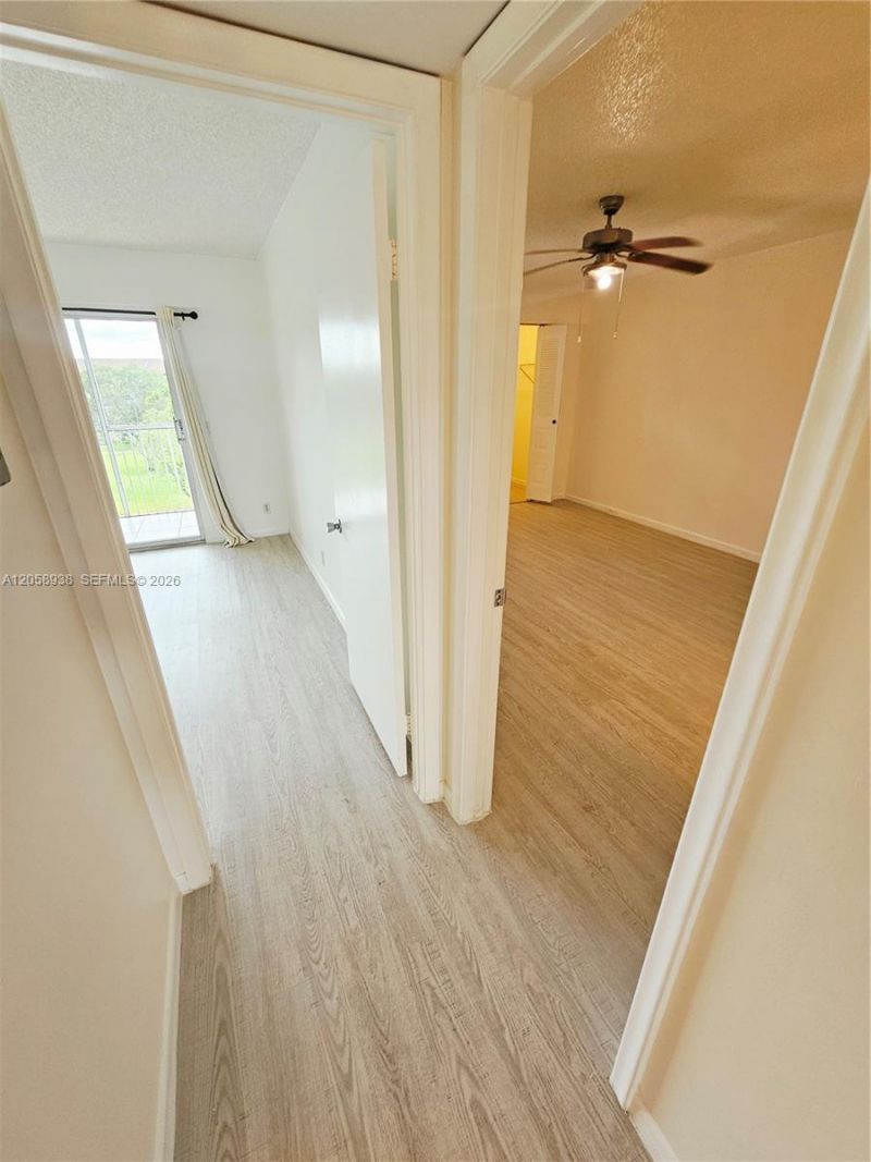 13250 SW 7th Ct, Unit 402L, Pembroke Pines, FL 33027 Photo
