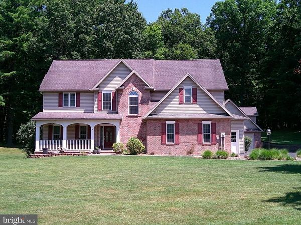 279 MONTAUK CIRCLE , PORT MATILDA, PA 16870