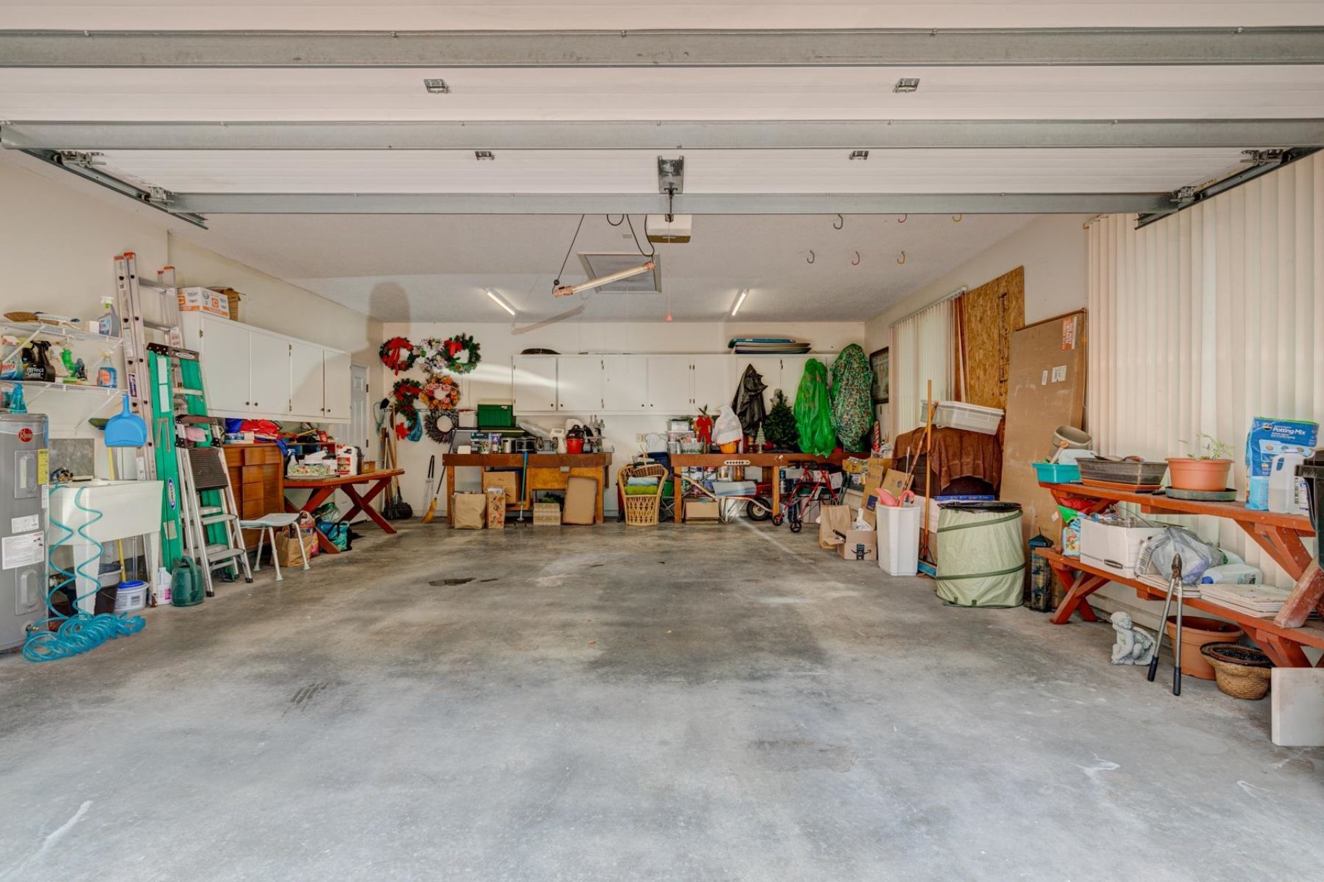 466 Country Club Dr. Photo 51