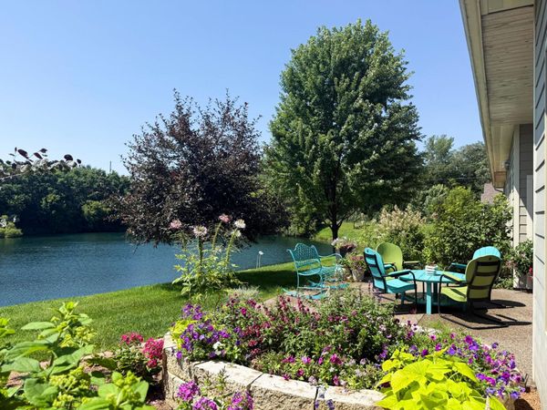 1853 Traders Point Lane SW, Rochester, MN 55902