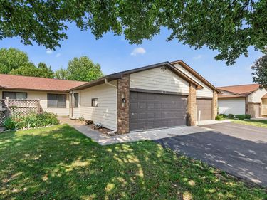 14332 Glenda Drive, Apple Valley, MN 55124