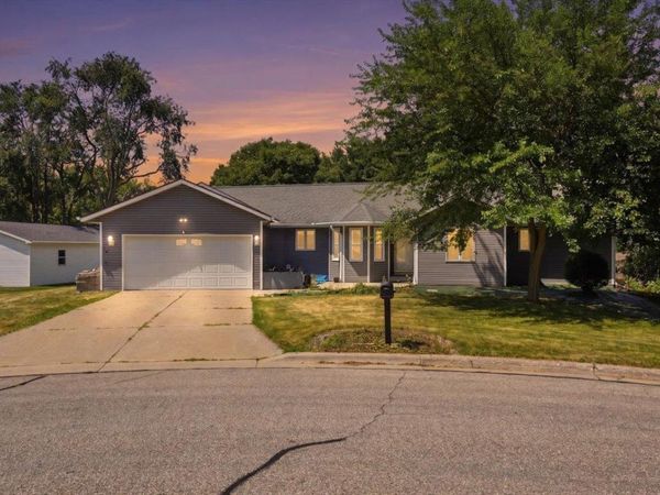 416 Stoneridge Terrace, Deforest, WI 53532