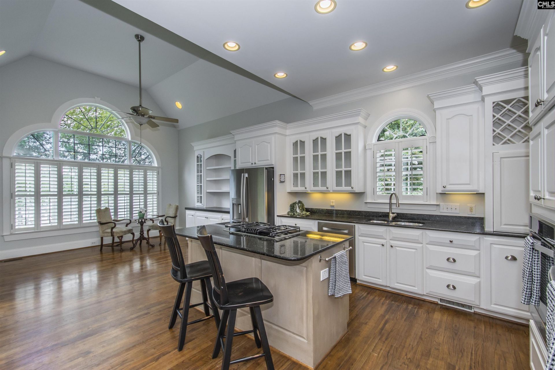 401 Bent Oak Court Photo 5
